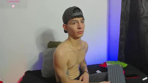 Snapshot of ianlark chatting on May 2, 6:13 pm Ian Lark online show from May 2, 6:13 pm