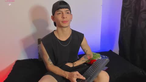 Snapshot of ianlark chatting on May 13, 10:17 pm Ian Lark online show from May 13, 10:17 pm