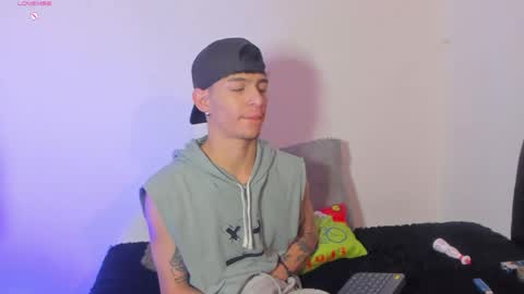 Snapshot of ianlark chatting on May 31, 10:55 am Ian Lark online show from May 31, 10:55 am