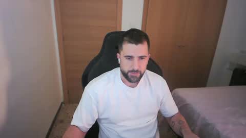 iberian_macho online show from December 14, 12:54 pm