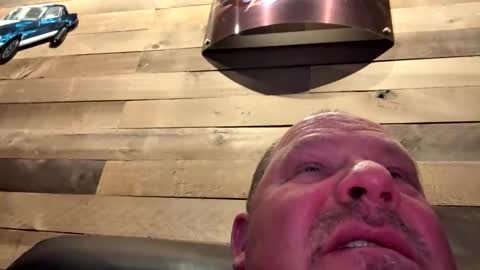 icanmakeyousquirt69 online show from March 19, 6:17 am