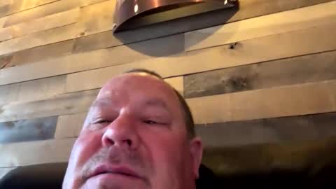 icanmakeyousquirt69 online show from May 9, 10:59 pm