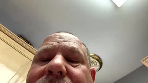 icanmakeyousquirt69 online show from May 14, 7:20 pm