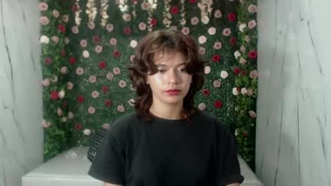 Snapshot of ice_199 chatting on November 3, 9:48 pm ice_199 online show from November 3, 9:48 pm