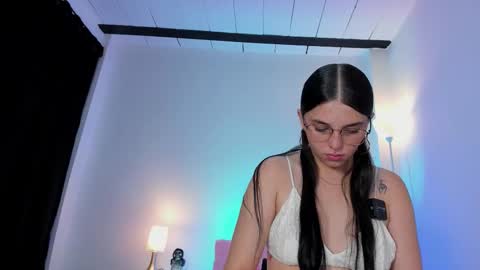 Snapshot of ice_grace chatting on October 22, 10:04 am ice online show from October 22, 10:04 am