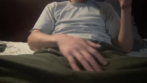 Snapshot of ice_jr chatting on December 13, 6:42 am Ice Jr online show from December 13, 6:42 am