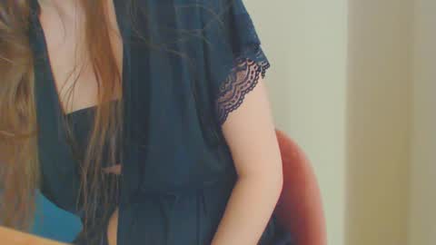 Ice online show from December 9, 1:55 pm