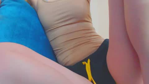 Ice online show from December 11, 11:19 am