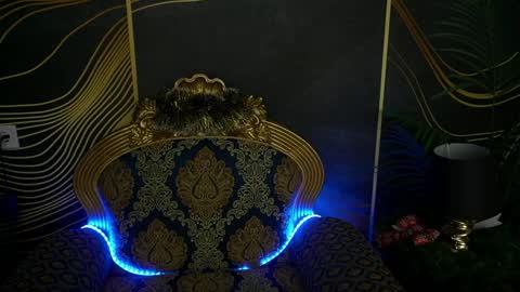 Snapshot of icedanielles chatting on December 28, 7:01 pm Danielle online show from December 28, 7:01 pm