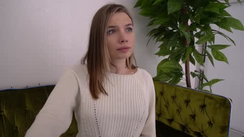 Snapshot of icedanielles chatting on January 12, 7:42 pm Danielle online show from January 12, 7:42 pm