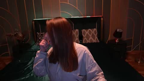 Snapshot of icedanielles chatting on November 14, 1:32 pm Danielle online show from November 14, 1:32 pm