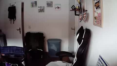 iceoli123 online show from February 16, 4:25 pm