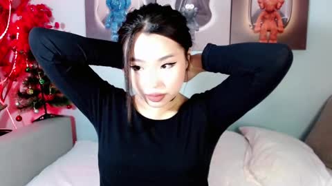 Snapshot of ichiben chatting on January 1, 3:03 pm ichiben online show from January 1, 3:03 pm