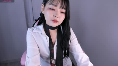Snapshot of ichigo_o chatting on December 4, 9:51 am Hitomi   online show from December 4, 9:51 am