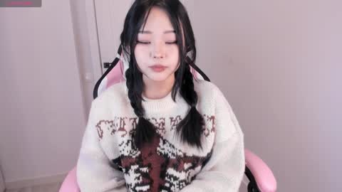Snapshot of ichigo_o chatting on December 11, 6:25 am Hitomi   online show from December 11, 6:25 am