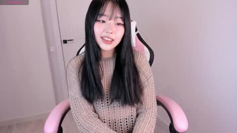 Snapshot of ichigo_o chatting on December 20, 6:29 am Hitomi   online show from December 20, 6:29 am