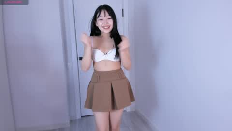 Snapshot of ichigo_o chatting on January 6, 8:14 am Hitomi   online show from January 6, 8:14 am