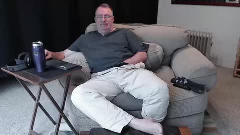 Snapshot of icihristopher chatting on February 18, 9:42 pm Christopher online show from February 18, 9:42 pm