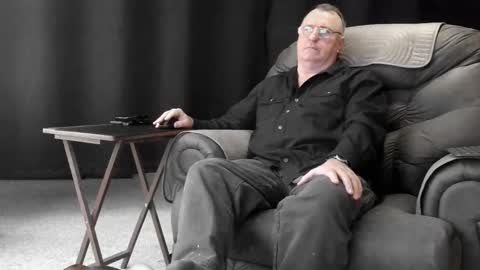 Snapshot of icihristopher chatting on October 29, 11:06 pm Christopher online show from October 29, 11:06 pm