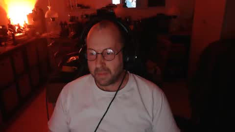 Snapshot of icum4ladies2021 chatting on November 23, 8:19 pm icum4ladies2021 online show from November 23, 8:19 pm