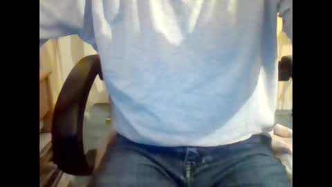 Snapshot of icumalot4you chatting on December 14, 4:52 pm icumalot4you online show from December 14, 4:52 pm