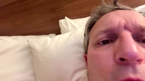 icums4u online show from November 30, 8:07 am