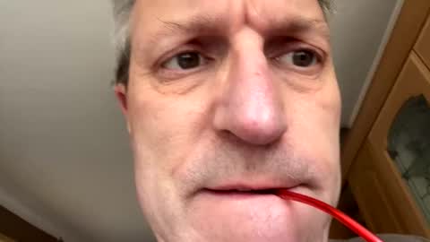 icums4u online show from April 12, 1:16 pm