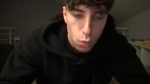 icyninesix online show from December 27, 9:11 pm