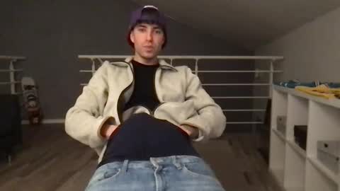 icyninesix online show from January 4, 12:05 am