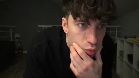 icyninesix online show from January 7, 5:53 pm