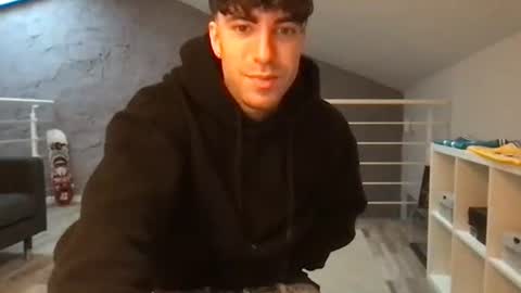 icyninesix online show from January 9, 7:52 am