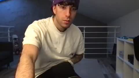 icyninesix online show from January 31, 6:46 am