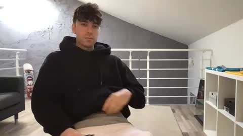 icyninesix online show from February 6, 11:21 am