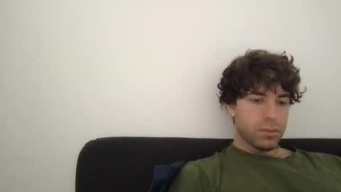 icyninesix online show from November 28, 2:47 am