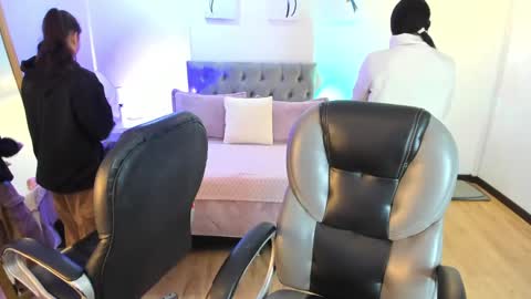 Icy online show from January 19, 12:06 pm