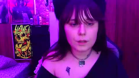 idamilliscent online show from March 16, 2:17 am