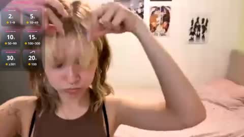 Sarah online show from May 4, 8:27 pm