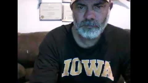 Snapshot of idkwhyidothis348732 chatting on January 22, 11:12 am idkwhyidothis348732 online show from January 22, 11:12 am