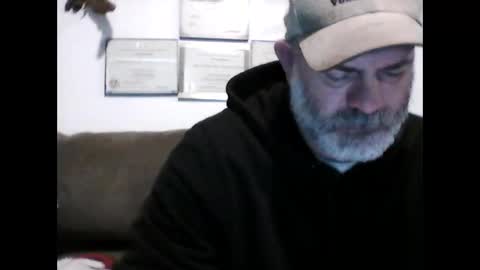 Snapshot of idkwhyidothis348732 chatting on January 26, 6:37 pm idkwhyidothis348732 online show from January 26, 6:37 pm