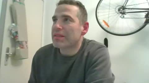 idontknowwhy1 online show from January 3, 10:29 pm