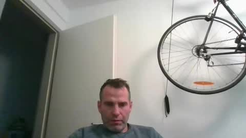 idontknowwhy1 online show from February 18, 4:26 pm