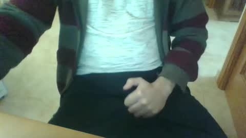 Snapshot of idrhain chatting on January 8, 10:37 am idrhain online show from January 8, 10:37 am