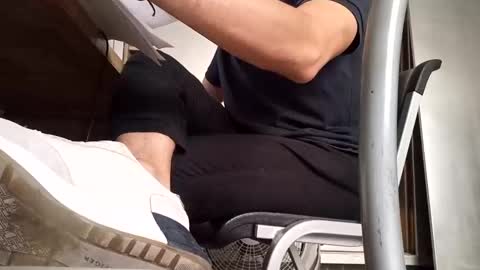 Snapshot of idris_izan chatting on October 29, 1:46 pm idris izan online show from October 29, 1:46 pm