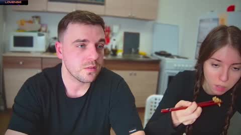 Julia and Mira online show from December 8, 12:30 pm