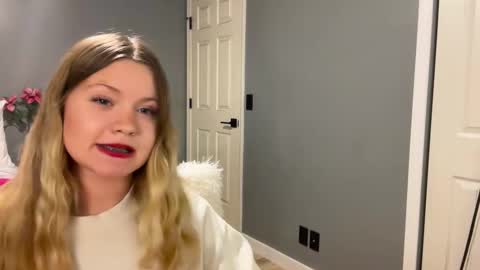 cassie online show from November 10, 12:31 am