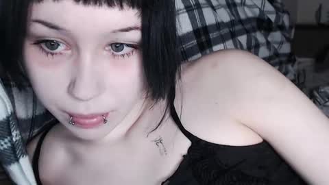 Snapshot of iiiiiiis chatting on October 29, 3:09 am iiiiiiis online show from October 29, 3:09 am