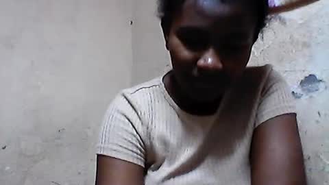 Snapshot of iiiirasoa chatting on June 18, 9:25 am iiiirasoa online show from June 18, 9:25 am