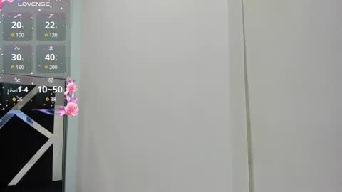 Snapshot of iisabella_noa chatting on October 14, 12:28 pm Isabella online show from October 14, 12:28 pm