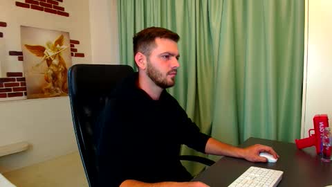 IkerGale online show from October 2, 4:52 am