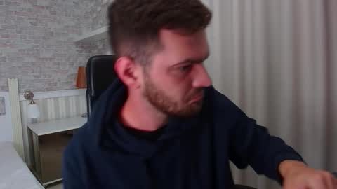 IkerGale online show from October 5, 4:55 am